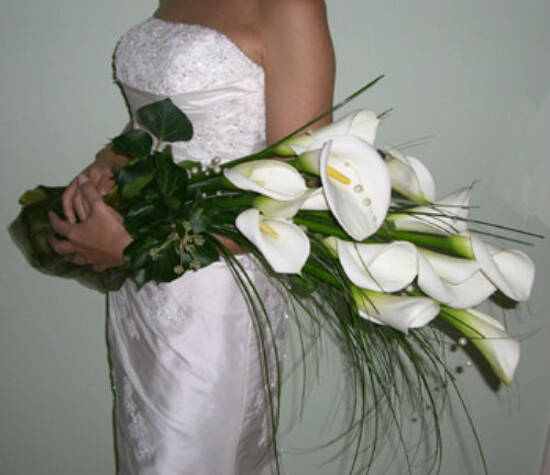 Beispiel: Einzigartige Brautsträuße, Foto: Blumen Beilner.